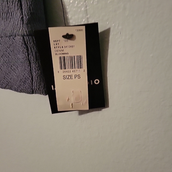 New ladies IN Studio Blue Green Blouse. PS. Crossover front. - Picture 7 of 7